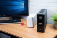 APC Back-UPS Pro BR 900VA, 6 Outlets, AVR, LCD Interface - Slika 12
