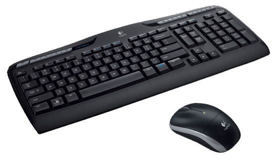 LOGITECH MK330 Wireless Desktop + Mouse
